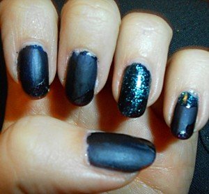 matt sötététkék lakk