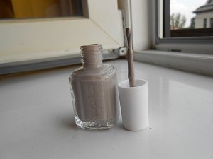 essie take it outside 882 (4)